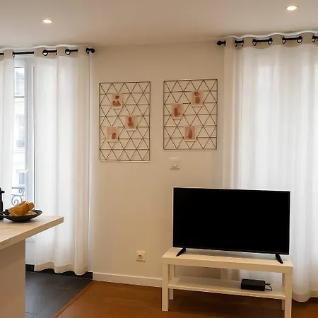 Belle Epoque Bagtinolles Apartman Párizs