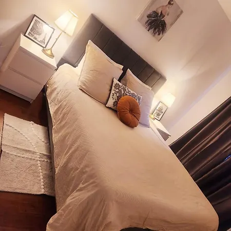 Belle Epoque Bagtinolles Apartman Párizs